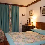Casa Obras Bed & Breakfast 4*