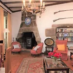 Casa Obras Bed & Breakfast