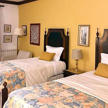 Casa Obras Bed & Breakfast