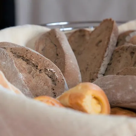 Casa Obras Oda ve Kahvaltı 4*