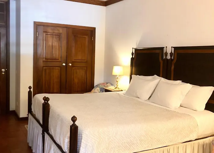 Casa Obras Bed and Breakfast Manteigas