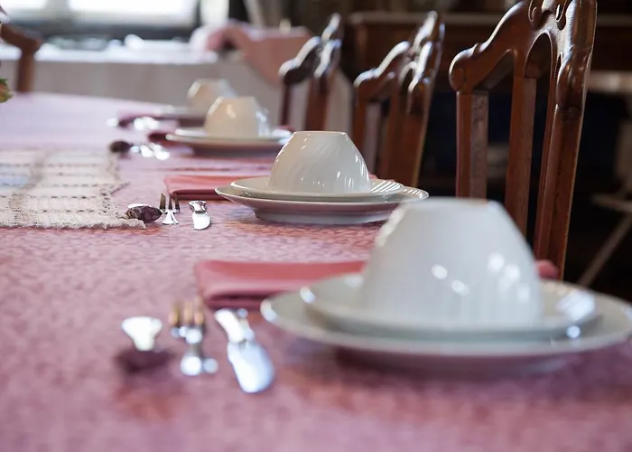 לינה וארוחת בוקר Casa Obras