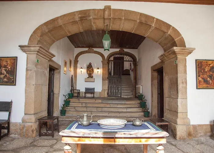 לינה וארוחת בוקר Casa Obras מנטגאס