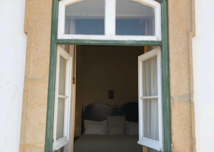 Casa Obras 4* מנטגאס