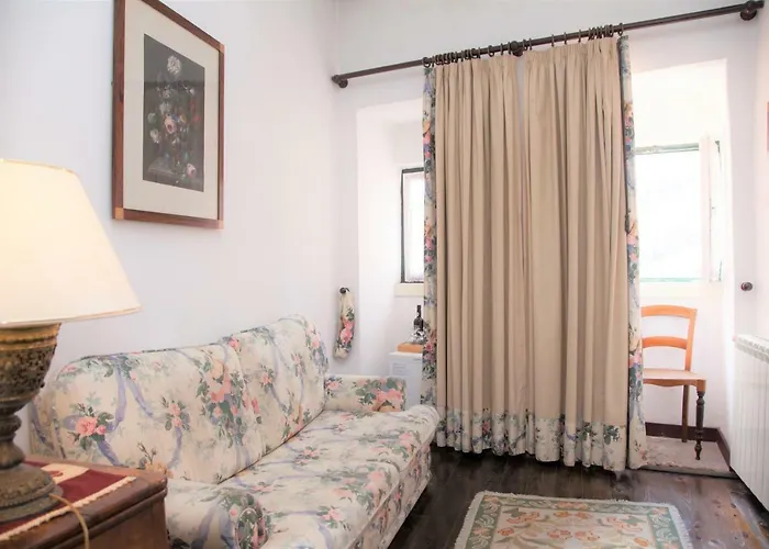 Casa Obras 4*