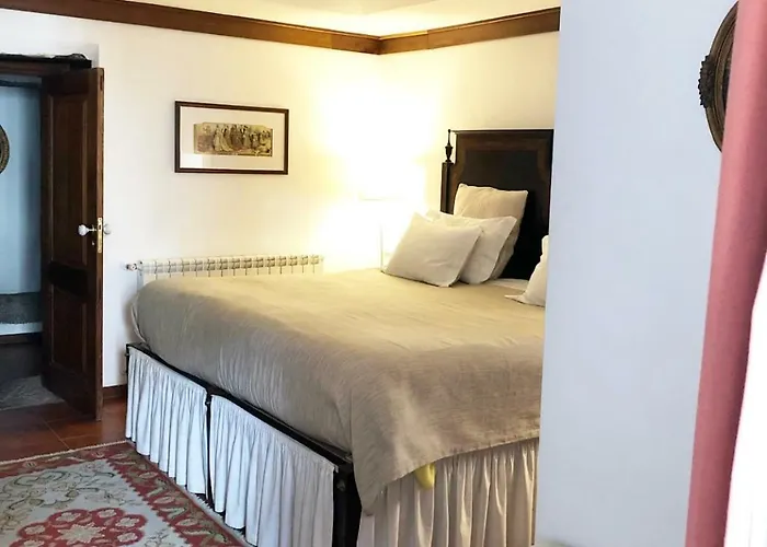 Casa Obras לינה וארוחת בוקר 4*